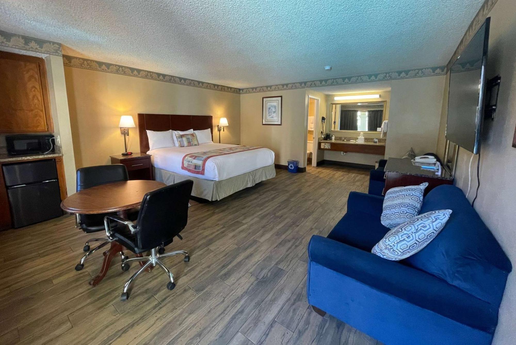 Travelodge By Wyndham Costa Mesa Newport Beach Hacienda Exterior foto